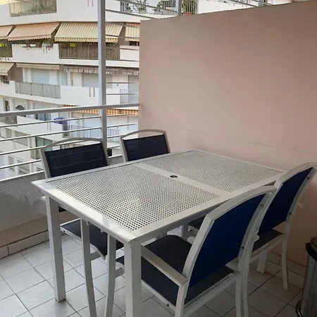 Apartment Suquet Plage Piscine Felibrige Cannes